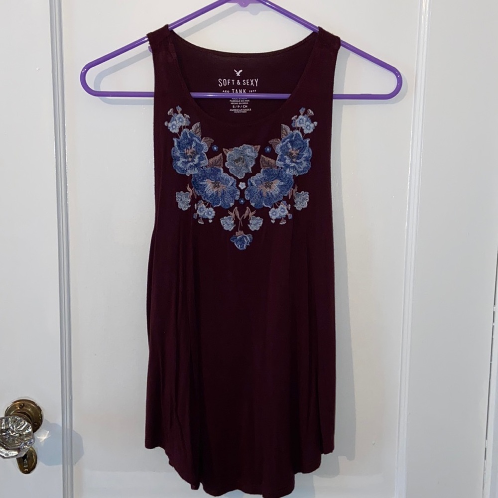 Tank top with blue flowers